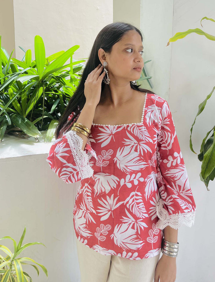 Amaira Pink Printed Cotton Square Neck Pintresty Top - Anasiya